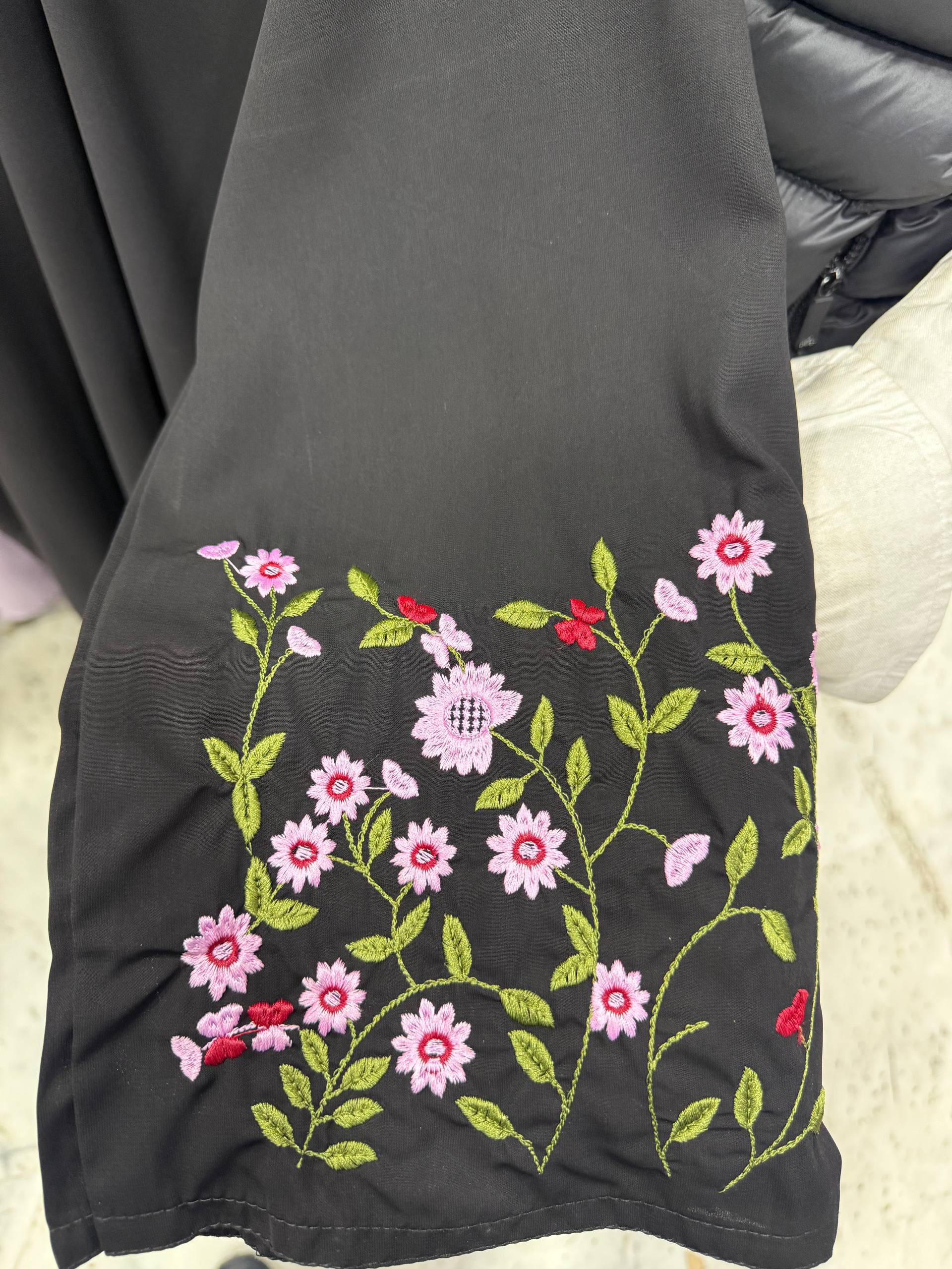 ROOHA EMBROIDERY ABAYA | S-8