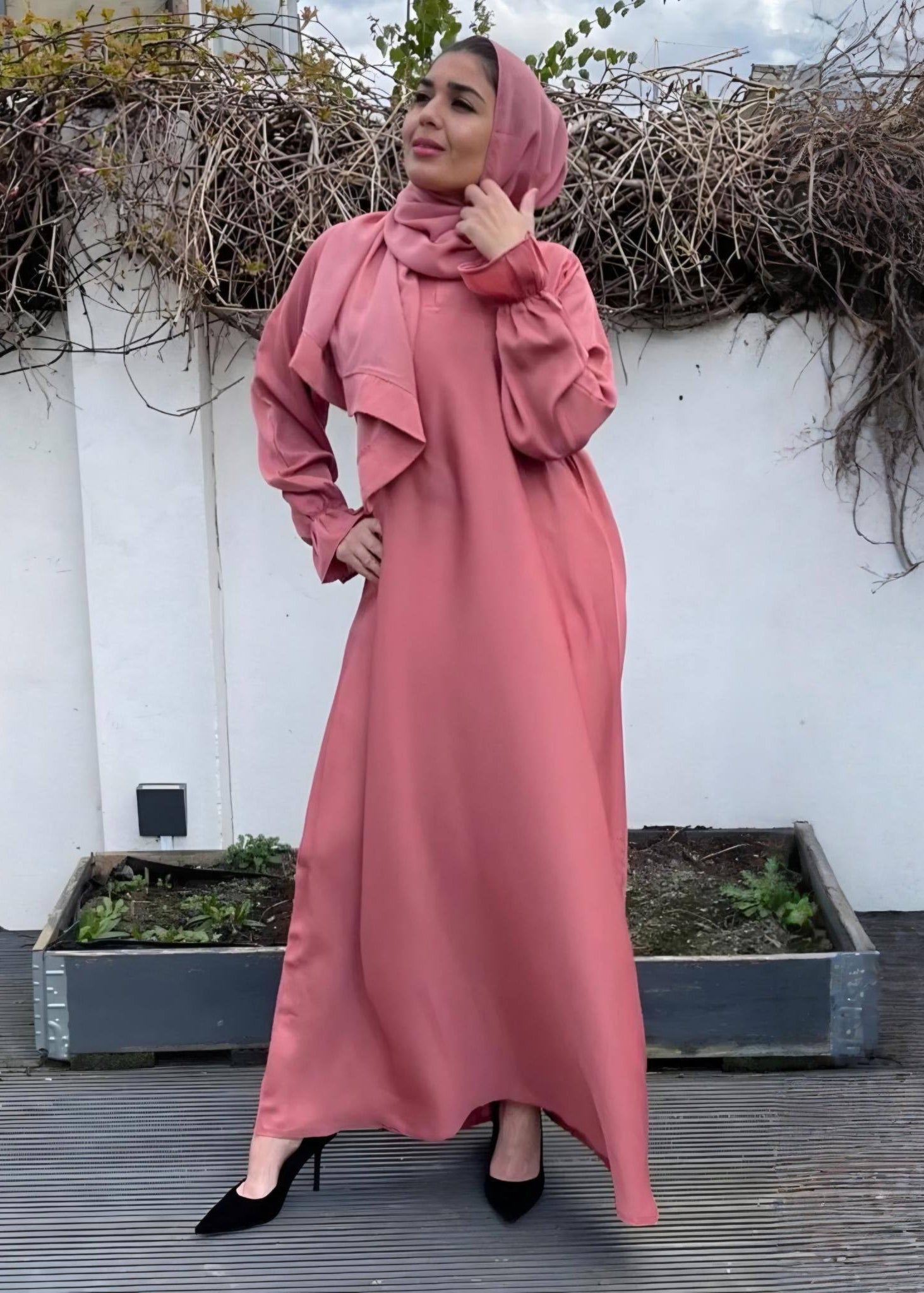 AL-SEHER PUFF SLEEVE ABAYA | FLAMINGO