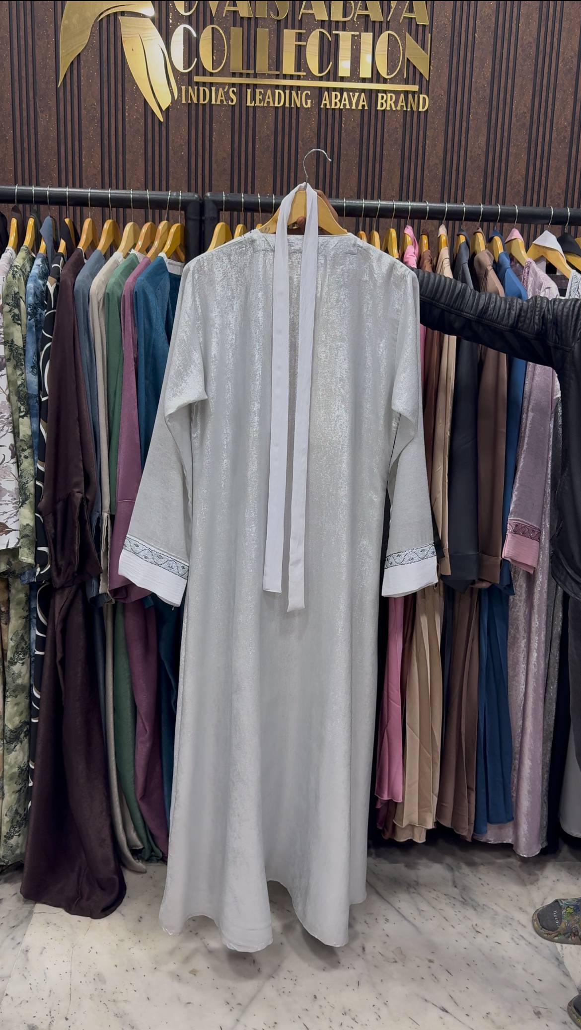 AL-ALIZA DOUBLE SHRUG ABAYA | WHITE