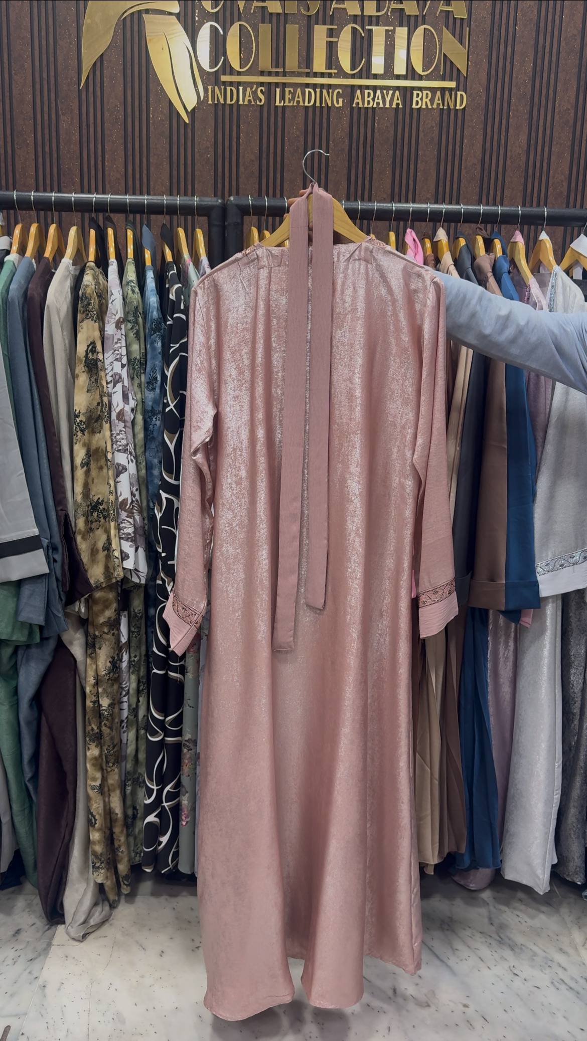 AL-ALIZA DOUBLE SHRUG ABAYA | PEACH