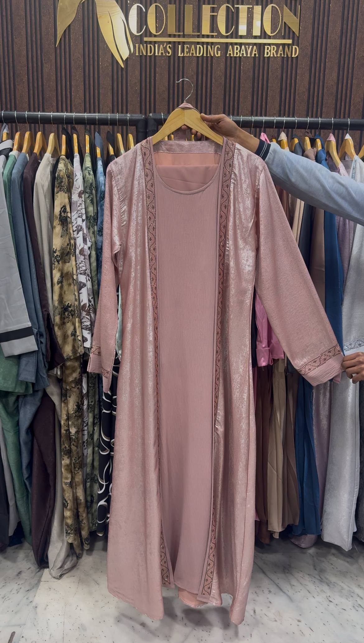 AL-ALIZA DOUBLE SHRUG ABAYA | PEACH