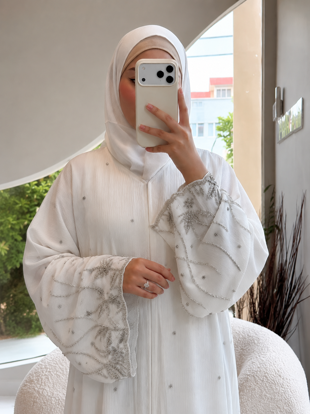 HIRA FRONT OPEN ABAYA | WHITE