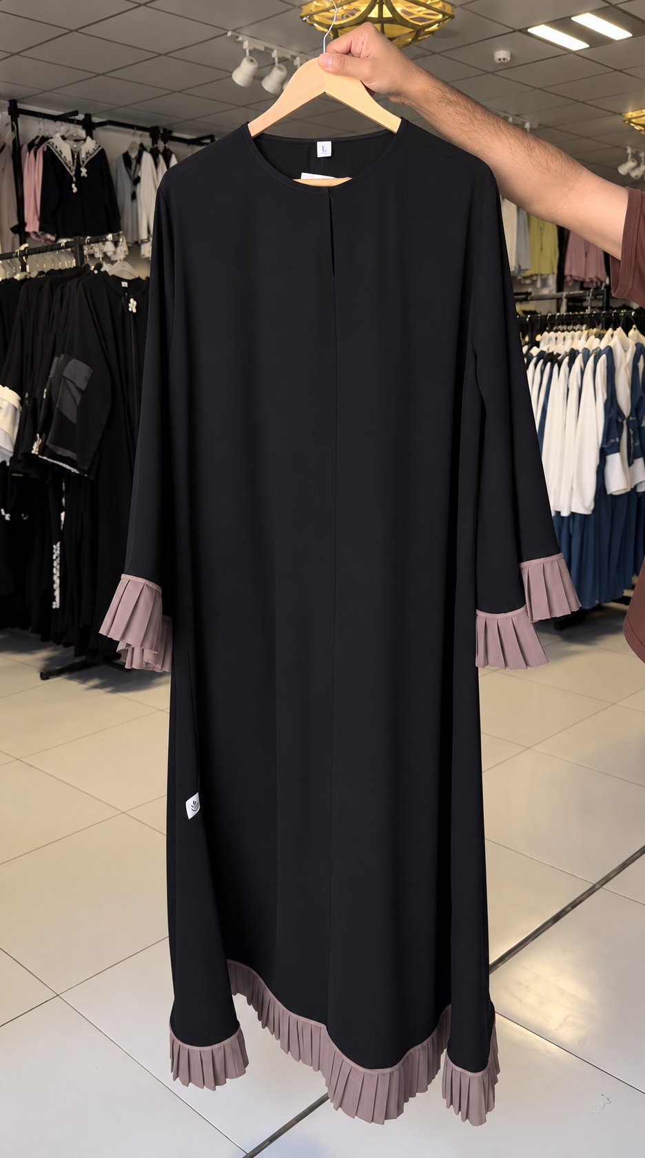 TAZIN PLEATED SLEEVE ABAYA | BLACK