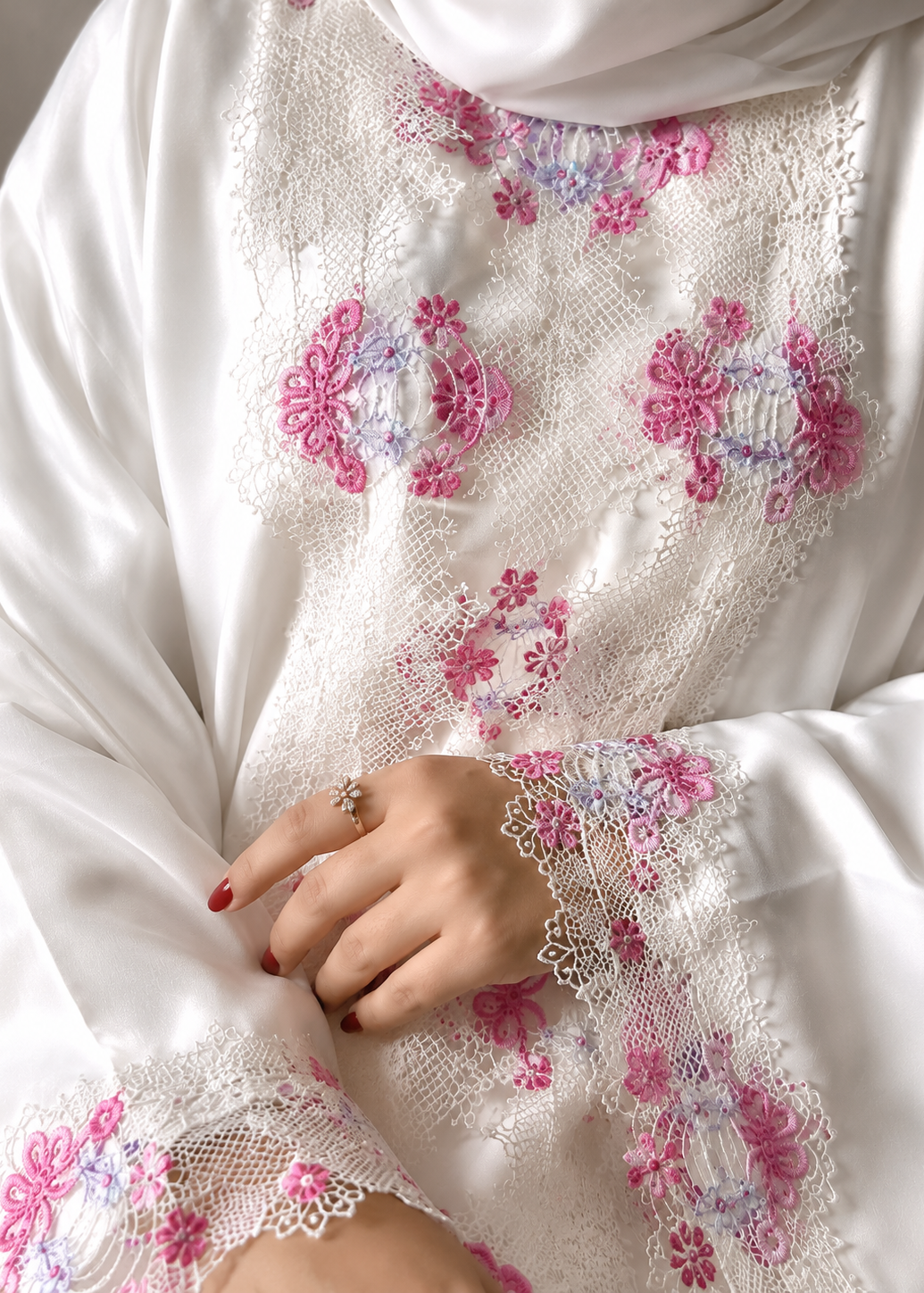 URWA DOUBLE SHRUG ABAYA | WHITE