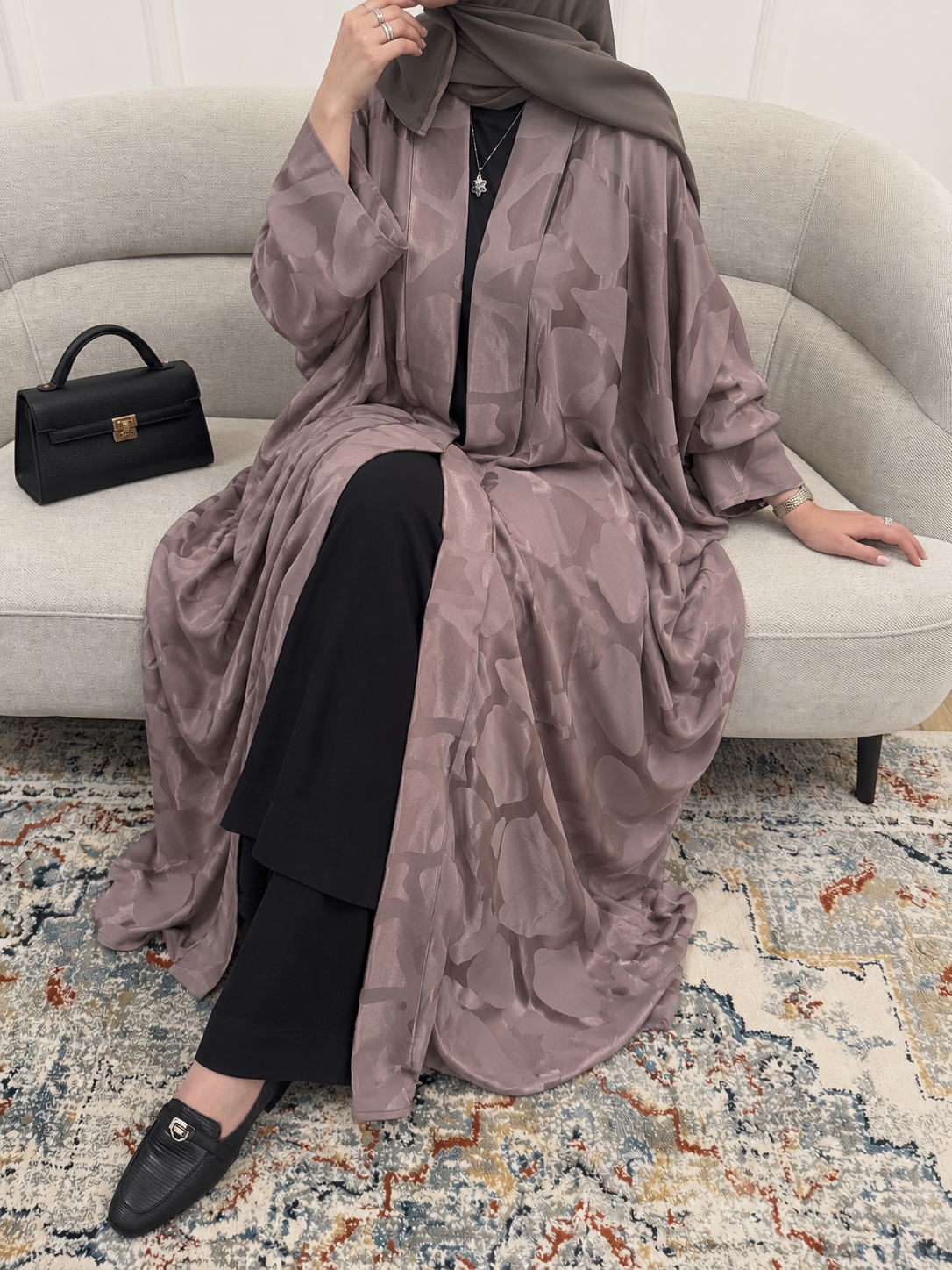 ZENDAYA FRONT OPEN ABAYA | LITE PINK