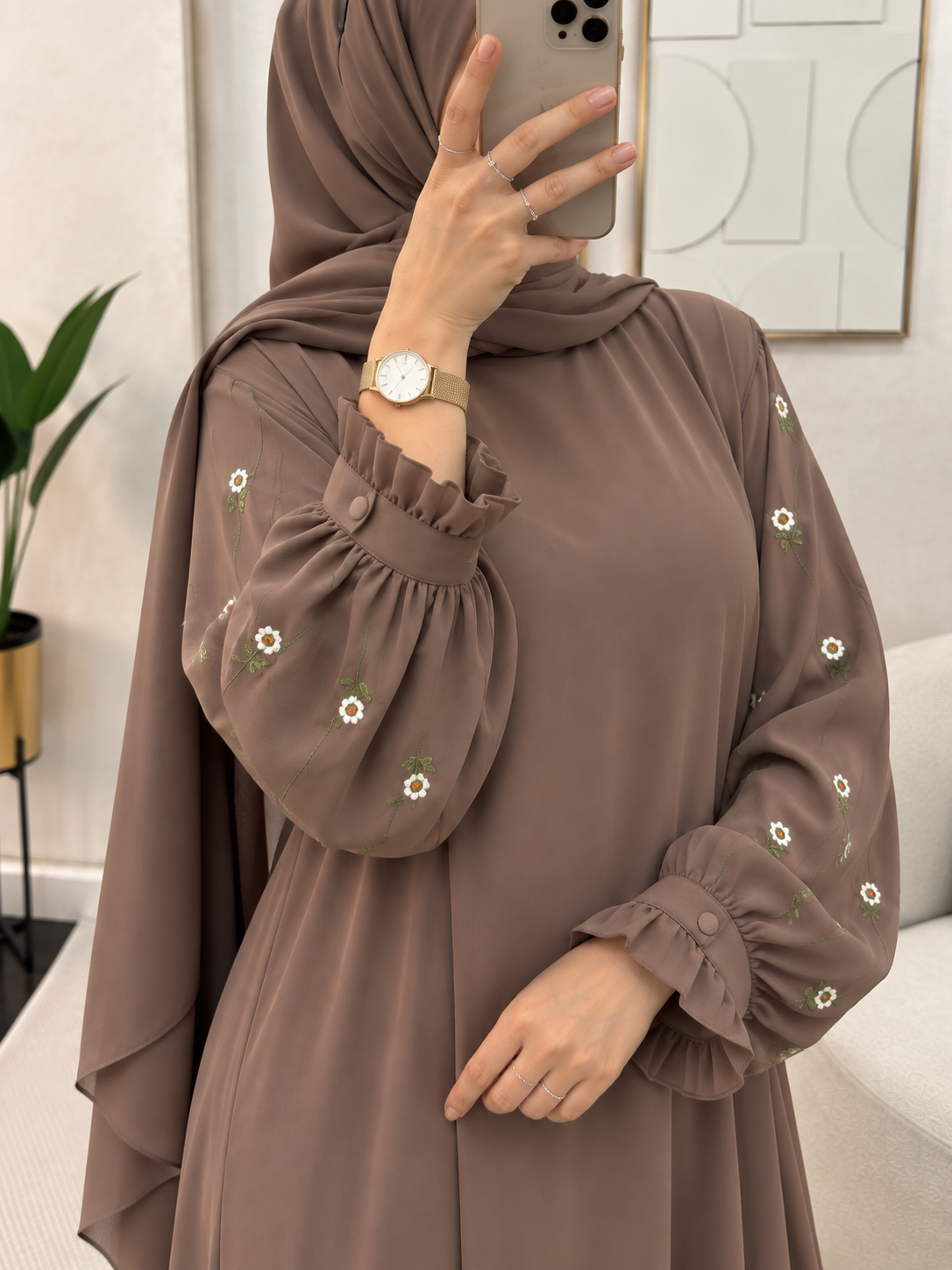 MIRA EMBROIDERY ABAYA | GHESTNUT LITE