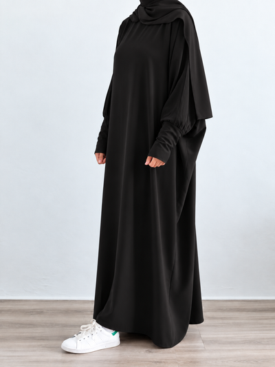 1071 FITTING SLEEVE ABAYA | BLACK