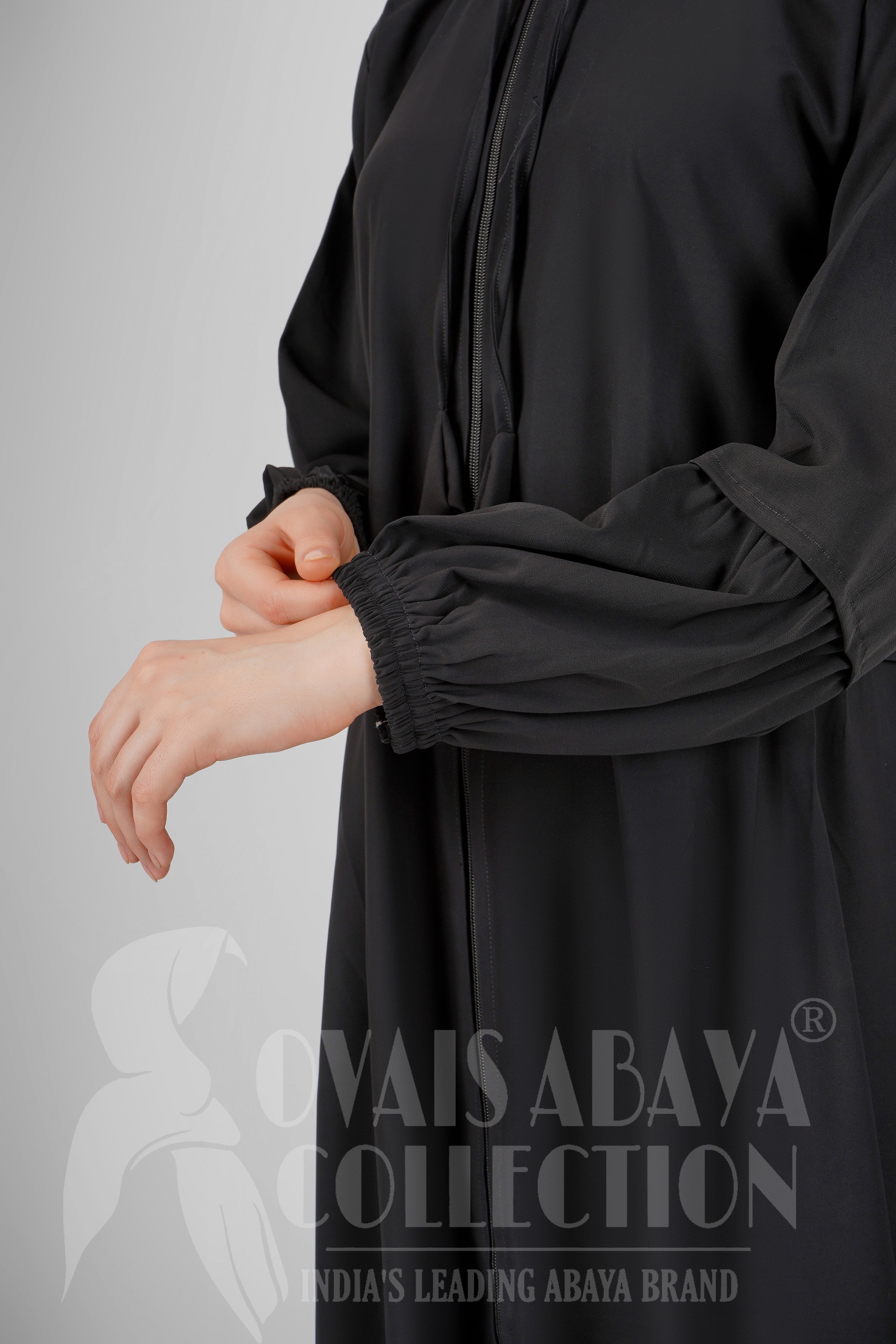 Ayrah Beautiful Side Plates Zipper Abaya BLACK ( RAMADAN LAUNCH )