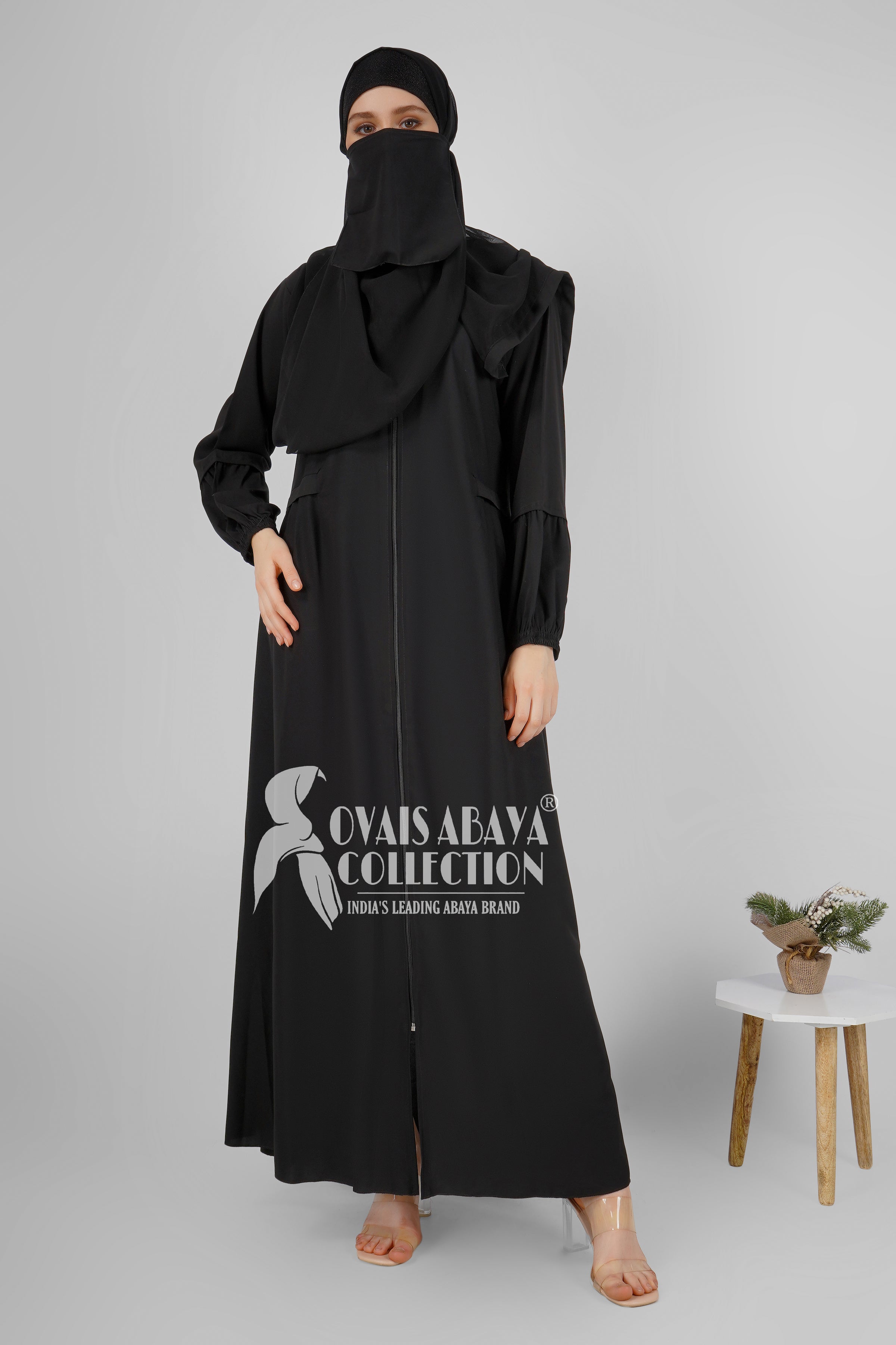 Ayrah Beautiful Side Plates Zipper Abaya BLACK ( RAMADAN LAUNCH )