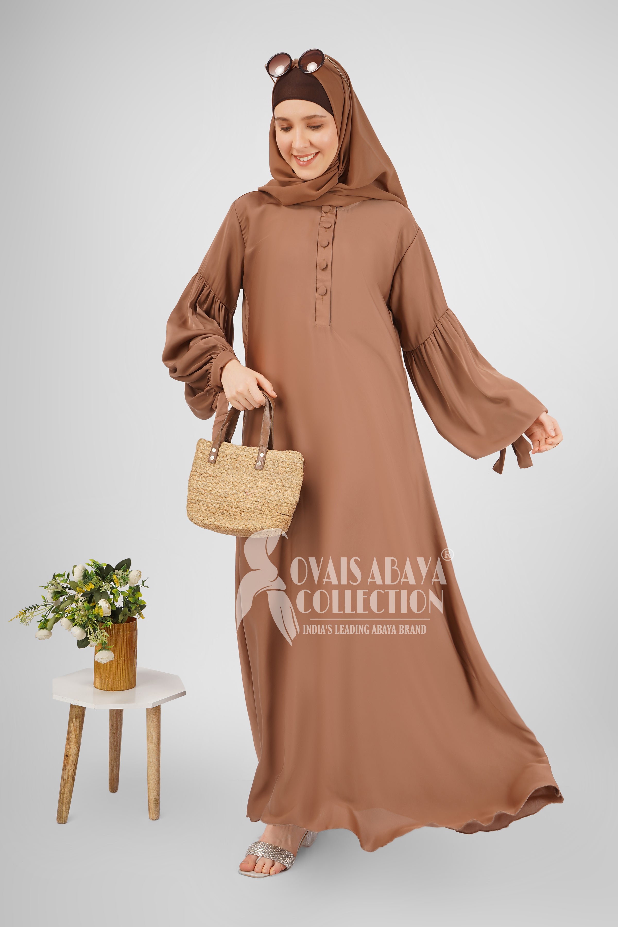 Tahura Balloon Sleeves Abaya ( NUDE )