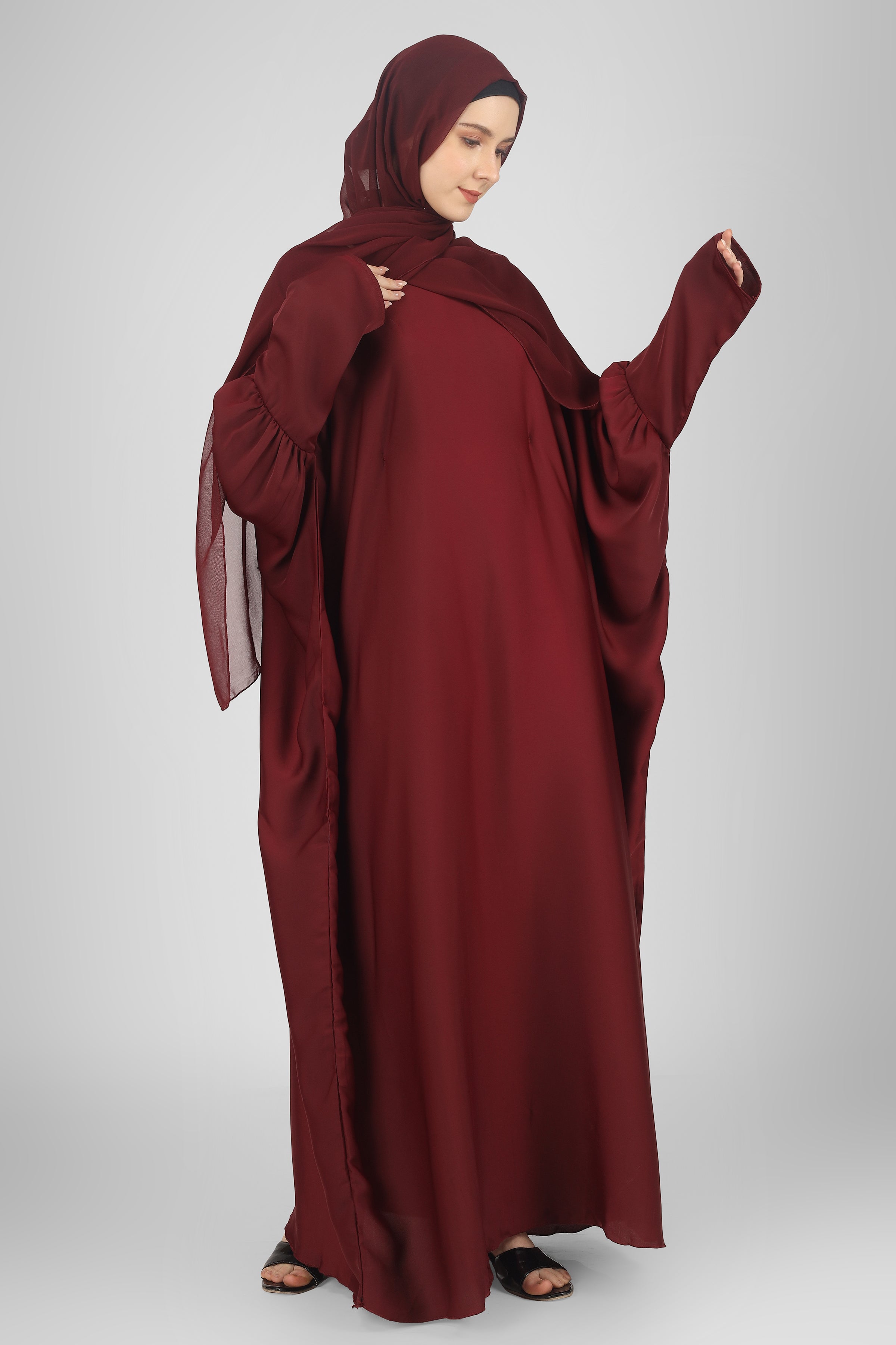 1071 FITTING SLEEVE ABAYA | MAROON