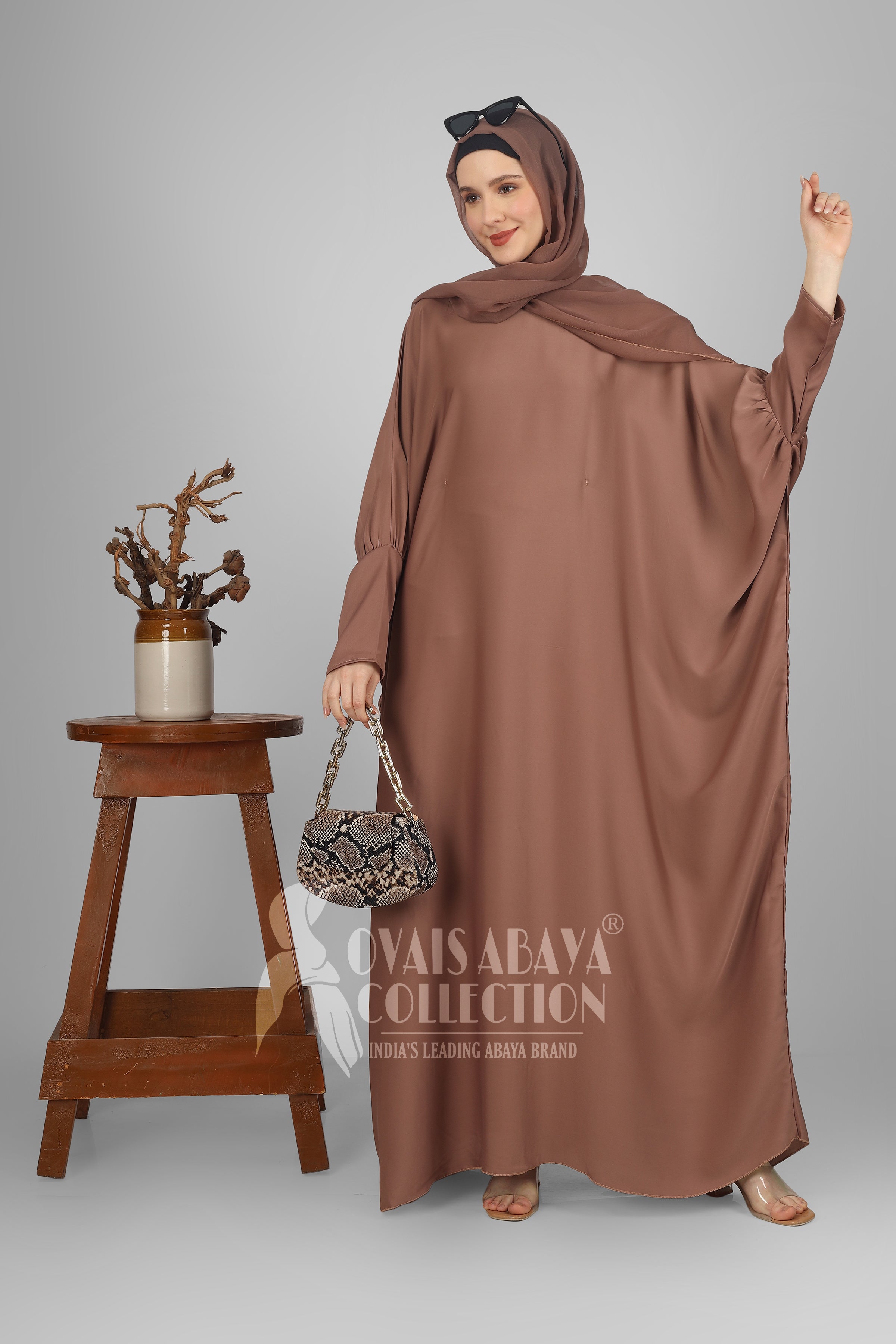 1071 Beautifull Fitting Sleeve Abaya DUKE NUDE ( Best For Daily Wear )