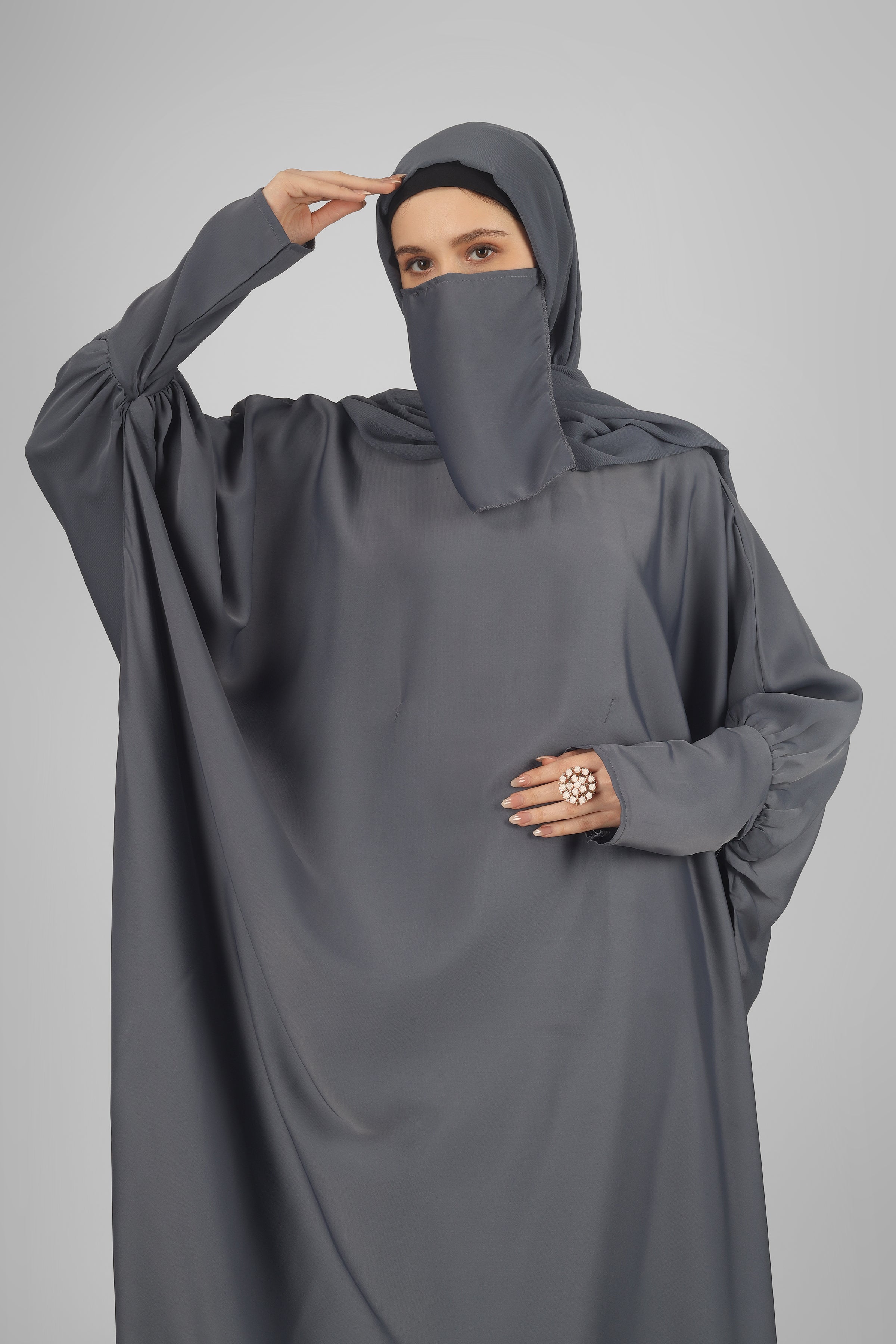 1071 FITTING SLEEVE ABAYA | GRAY