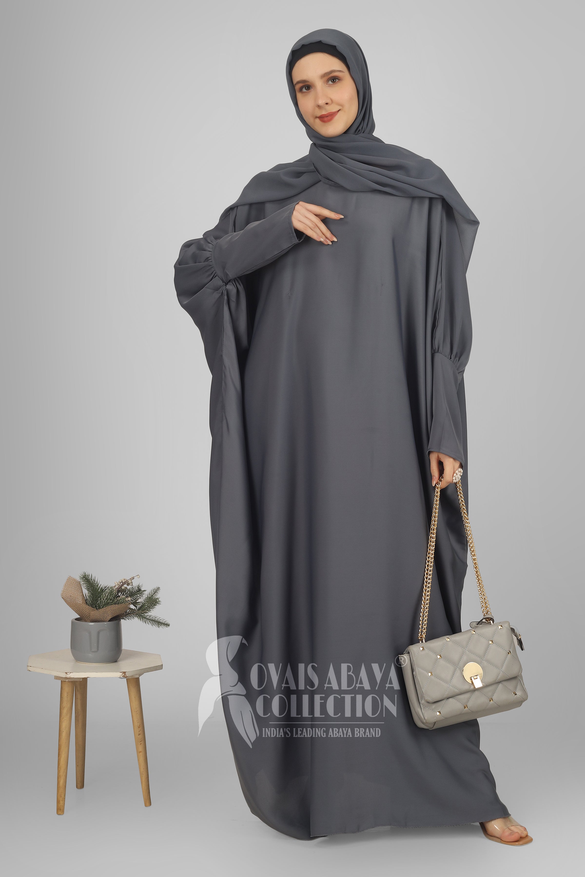 1071 Beautifull Fitting Sleeve Abaya GRAY ( Best For Daily Wear )