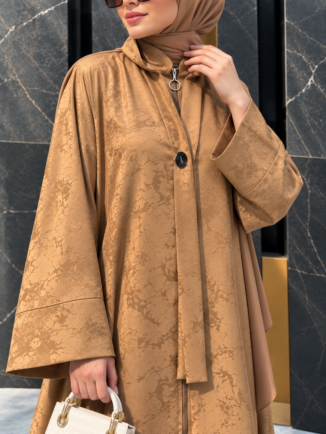 SHIBRA FRONT OPEN ABAYA | GOLDEN