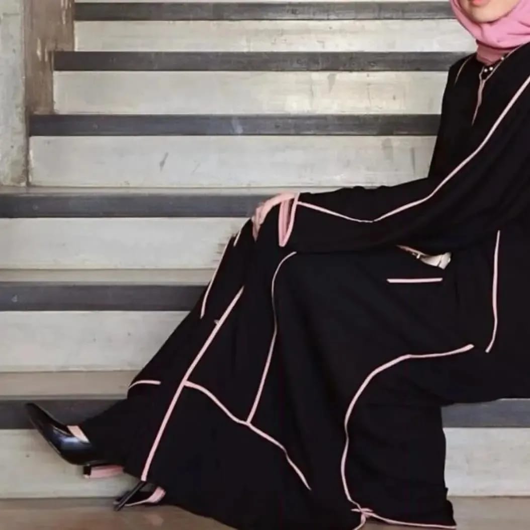 Sheena Modified Piping Zipper Abaya B2P (LIMITED STOCK)