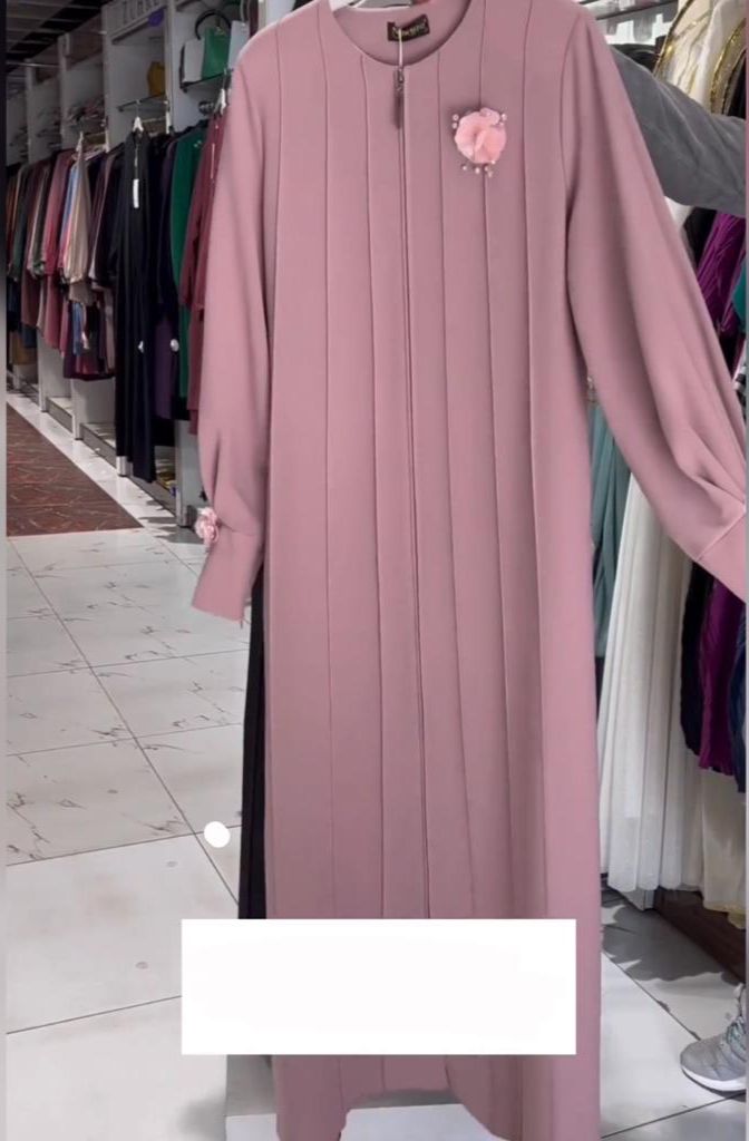 Imported Zoha Zipper Pintex Abaya With Beautiful Brooch & Cuffed Sleeve - PINK