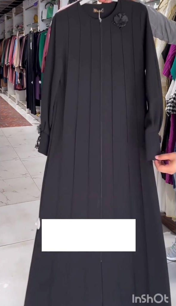 Imported Zoha Zipper Pintex Abaya With Beautiful Brooch & Cuffed Sleeve - BLACK