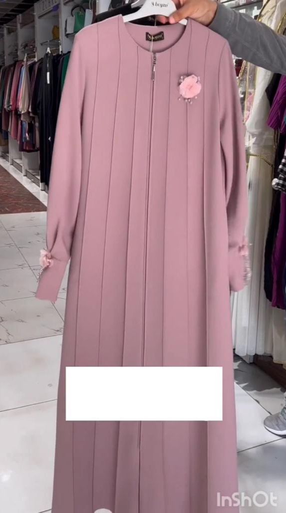 Imported Zoha Zipper Pintex Abaya With Beautiful Brooch & Cuffed Sleeve - PINK