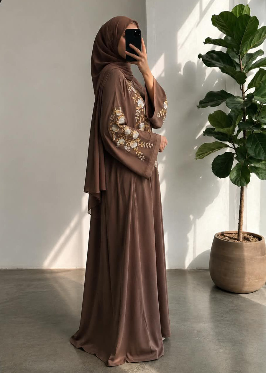 3245 - SENEM ABAYA | COLLER BROWN