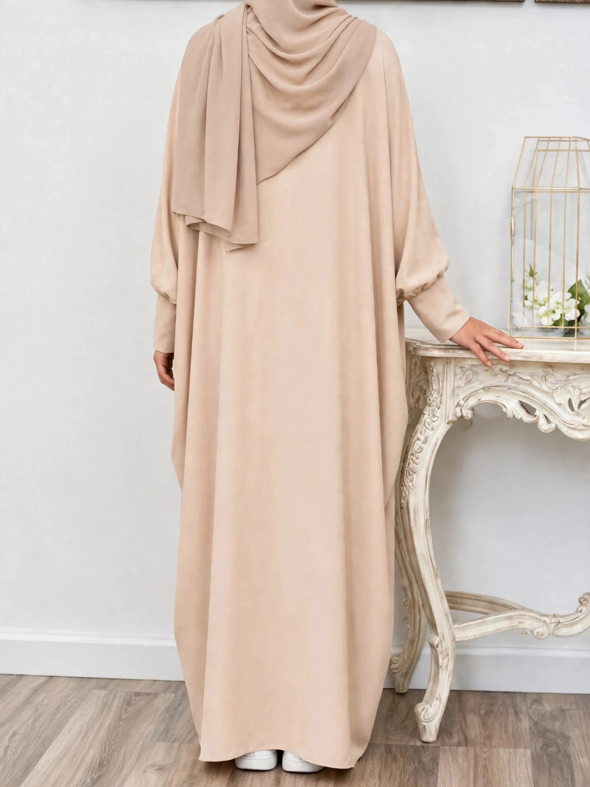 870 FITTING SLEEVE ABAYA | NUDE