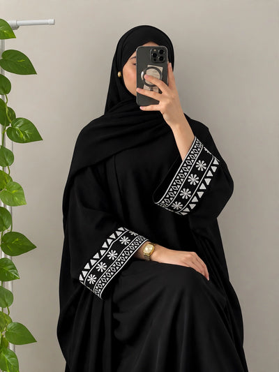 NAZISH EMBROIDERY ABAYA | BLACK