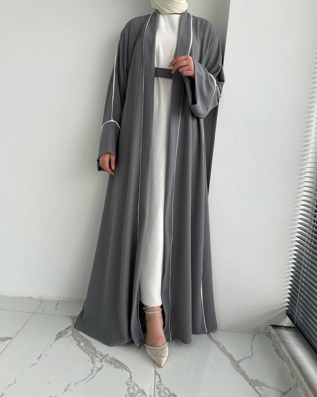 Ruhi Imported Double Shrugs Abaya  DARK GRAY TO WHITE - ( New - Edition )