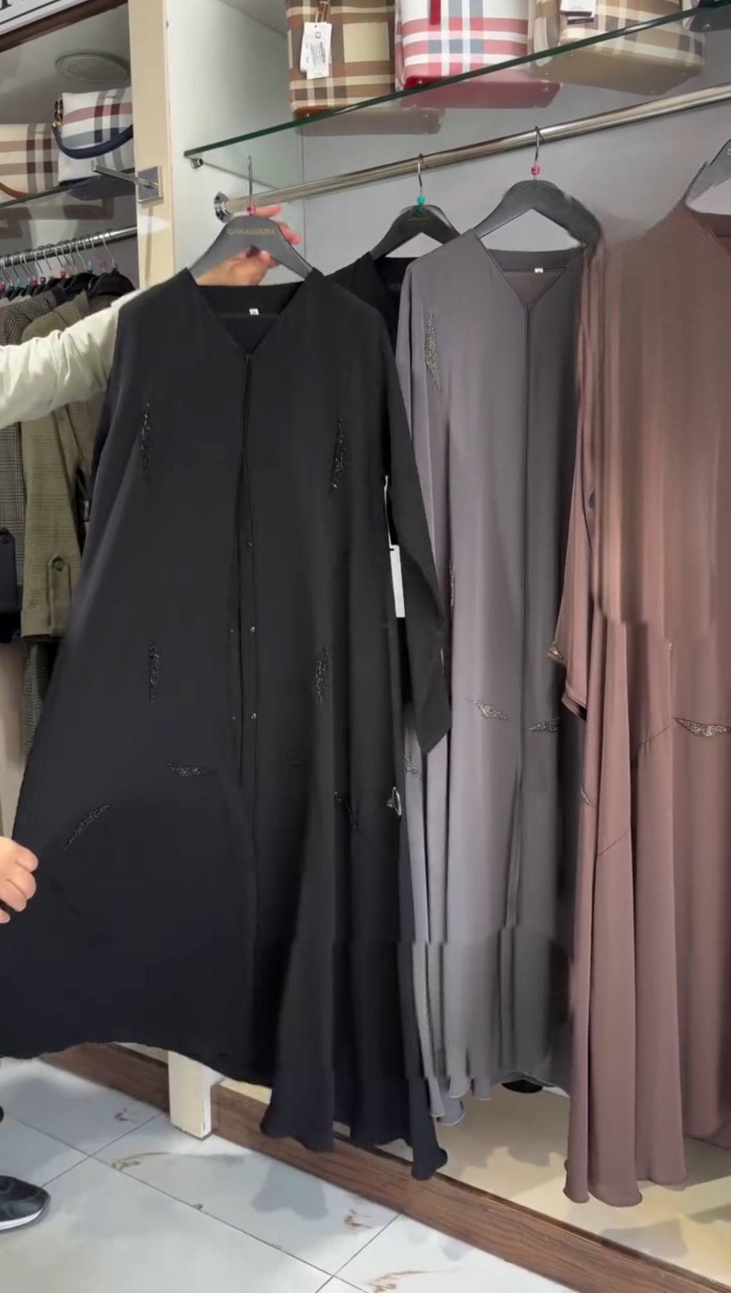 HUMAH HANDWORK ABAYA | B2B